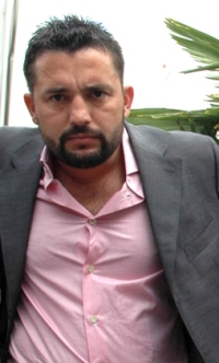 ahmet_oner.jpg