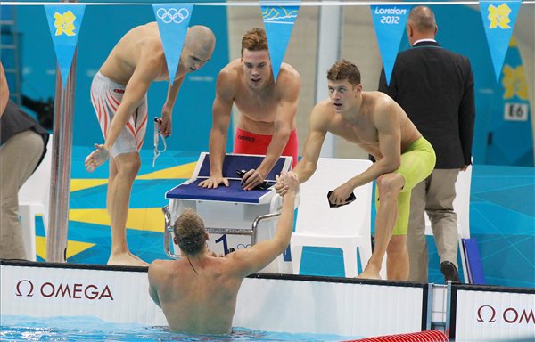 4x100 vegyesváltó 4x100 vegyesváltó