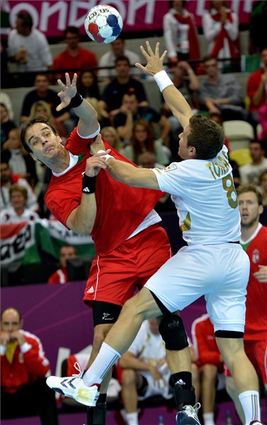 Magyar kézilabda-válogatott Magyar kézilabda-válogatott