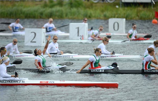 Szabó Gabriella, Kozák Danuta, Kovács Katalin, Fazekas Krisztina - kajak-kenu