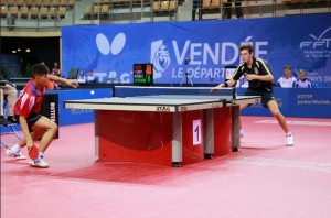Majoros Bence legyőzte Alexandre Cassint Forrás: ITTF