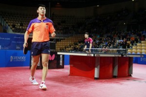 Jellemző kép: az egyik kínai örül, a másik nem Forrás: ITTF