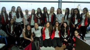 Indulás előtt Forrás: Facebook: magyar női U19 floorball válogatott hivatalos oldala