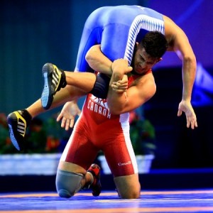 A szabadfogás 96 kg-os bajnoka, a kanadai Nishan Randhawa látványos akcióban Forrás: Internet