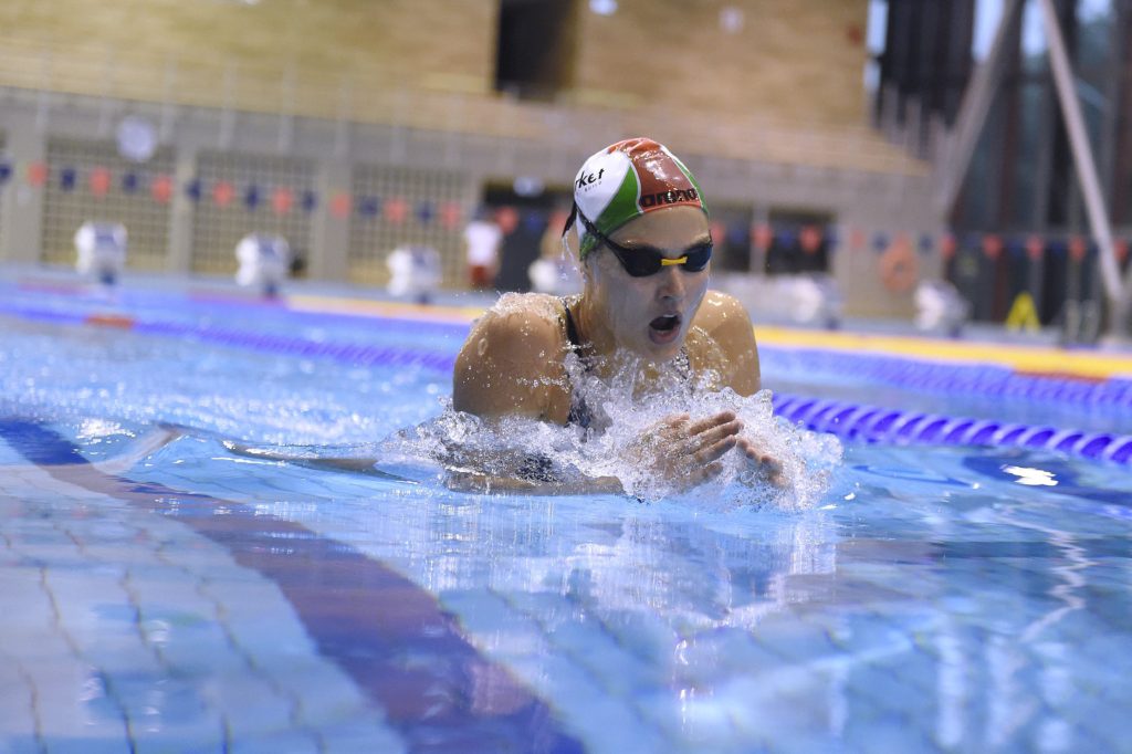Gyõr, 2016. július 16. Jakabos Zsuzsanna úszó edz a gyõri Aqua Sportközpontban 2016. július 14-én. A sportoló 200 és 400 méteres vegyesúszásban, valamint a 4x200 méteres gyorsváltóban indul a riói olimpián. MTI Fotó: Kovács Tamás