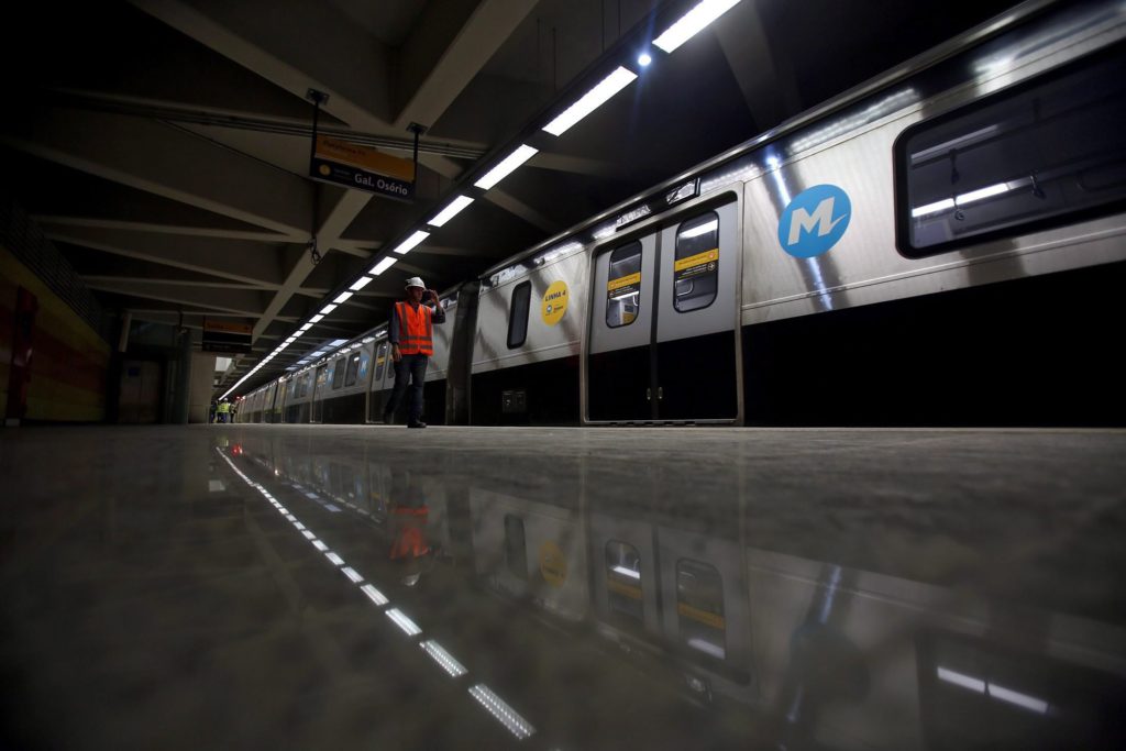 Rio de Janeiro, 2016. július 1. A Rio de Janeiró-i 4-es metróvonal újonnan elkészült, Jardim Oceanico nevû állomása 2016. június 30-án. Ez a 2016-os riói nyári olimpia alkalmából megépített metróállomások egyike. (MTI/EPA/Antonio Lacerda)