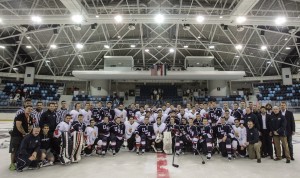 Sokan voltak kíváncsiak a Tüskecsarnokban a magyar-amerikai párharcra Forrás: icehockey.hu