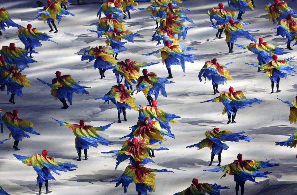 Rio de Janeiro, 2016. augusztus 22. Táncosok elõadása a XXXI. nyári olimpiai játékok záróünnepségén a Rio de Janeiró-i Maracana Stadionban 2016. augusztus 21-én. (MTI/EPA/Michael Reynolds)