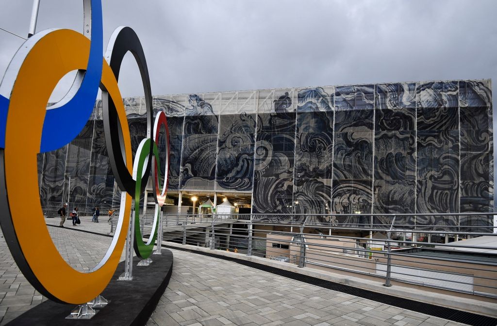Rio de Janeiro, 2016. augusztus 3.
Az úszó- és a vízilabdaversenyeknek helyet adó Olimpiai Uszoda a Rio de Janeiró-i Olimpiai Parkban 2016. augusztus 2-án, három nappal a riói nyári olimpia kezdete elõtt.
MTI Fotó: Czeglédi Zsolt