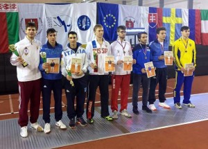 Siklósi Gergely (balra) Pozsonyban is aranyérmes lett Fotó: hunfencing.hu